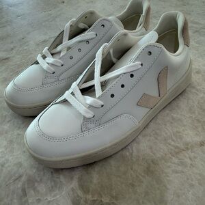Veja Off-White and Cream Sneakers
